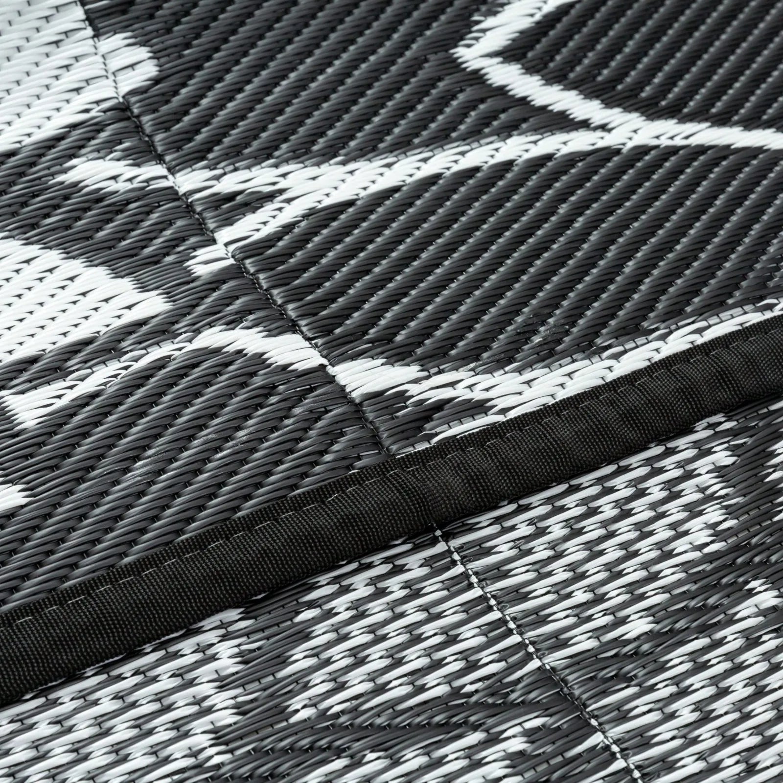 Gardisand™ TerraWeave Reversible Outdoor Rug
