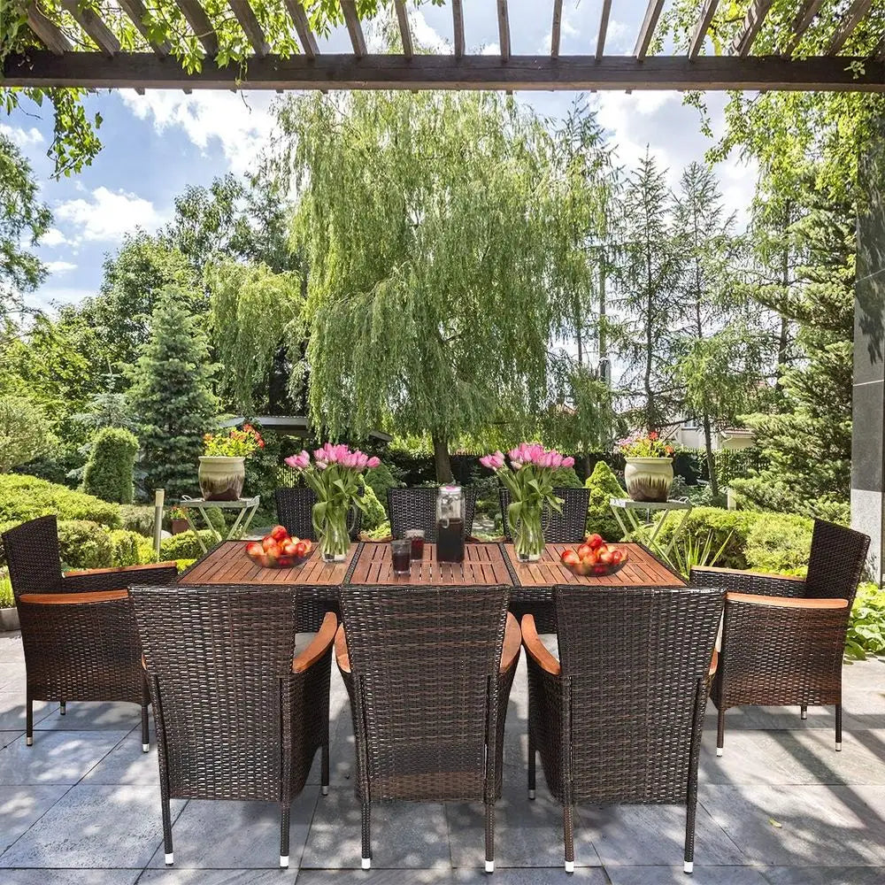 Gardisand™ AcaciaGrand 9-Piece Outdoor Dining Set